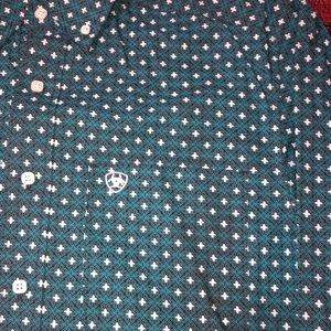 Ariat shirt